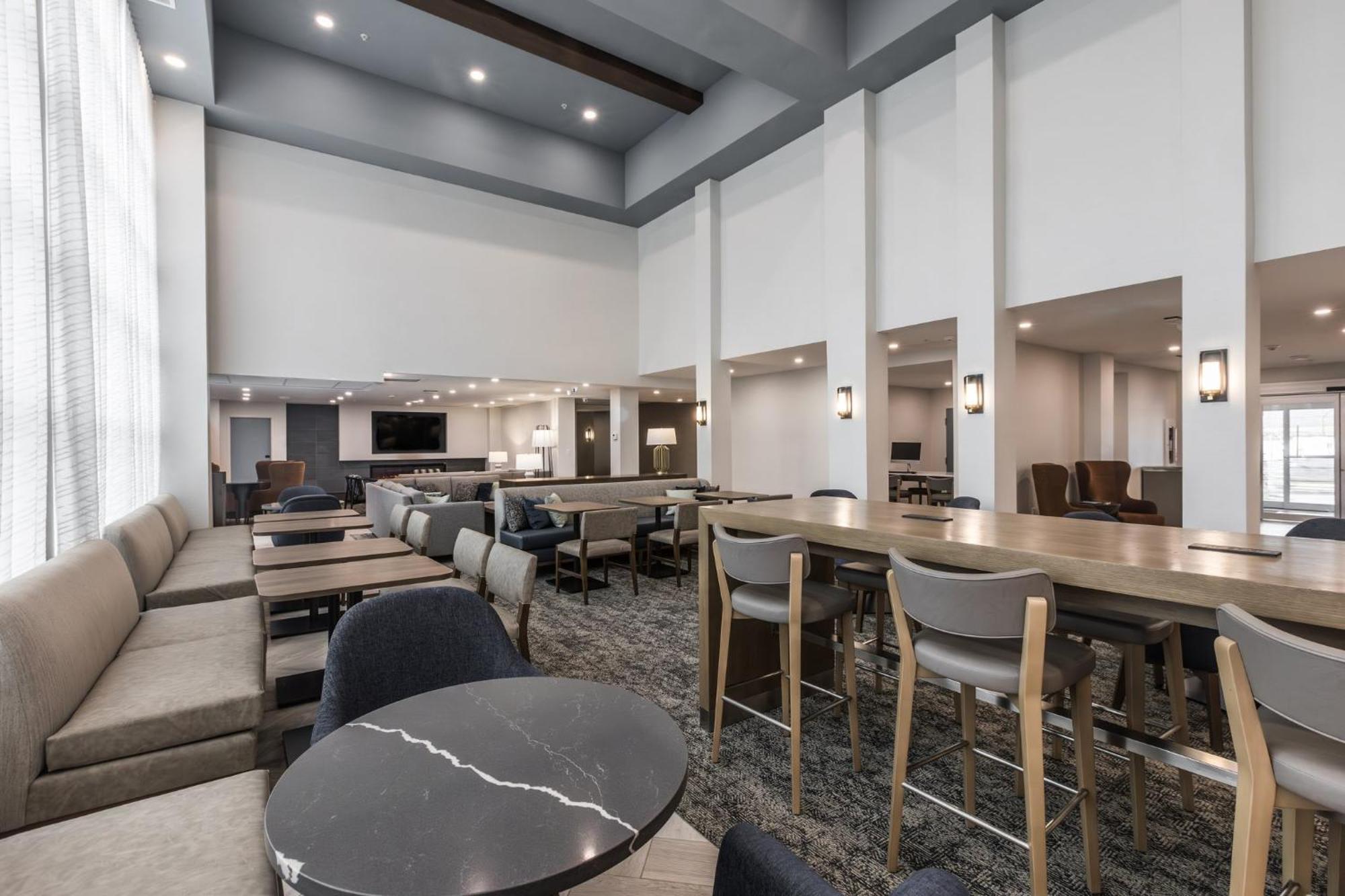 Staybridge Suites - Dawson Creek By Ihg 외부 사진
