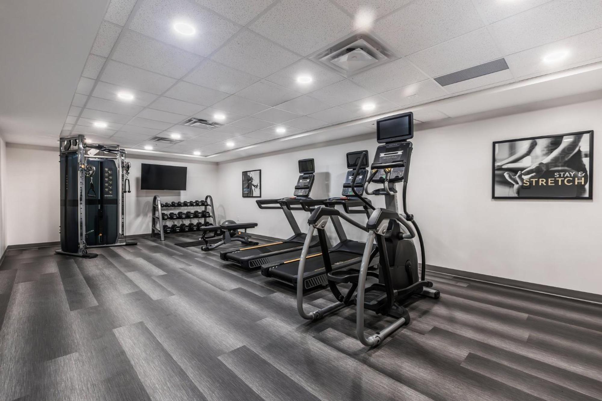 Staybridge Suites - Dawson Creek By Ihg 외부 사진