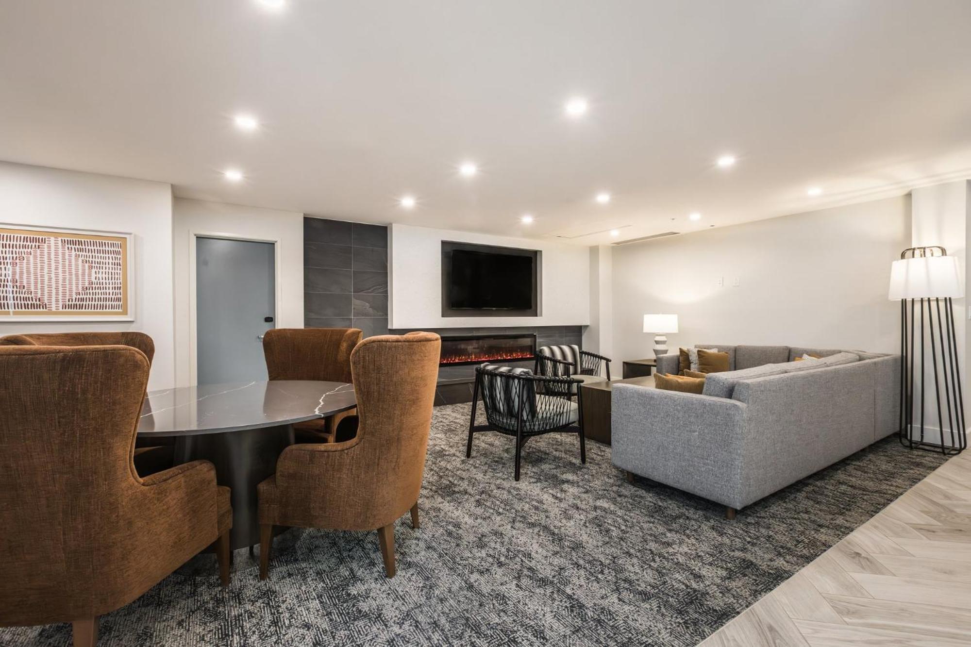 Staybridge Suites - Dawson Creek By Ihg 외부 사진