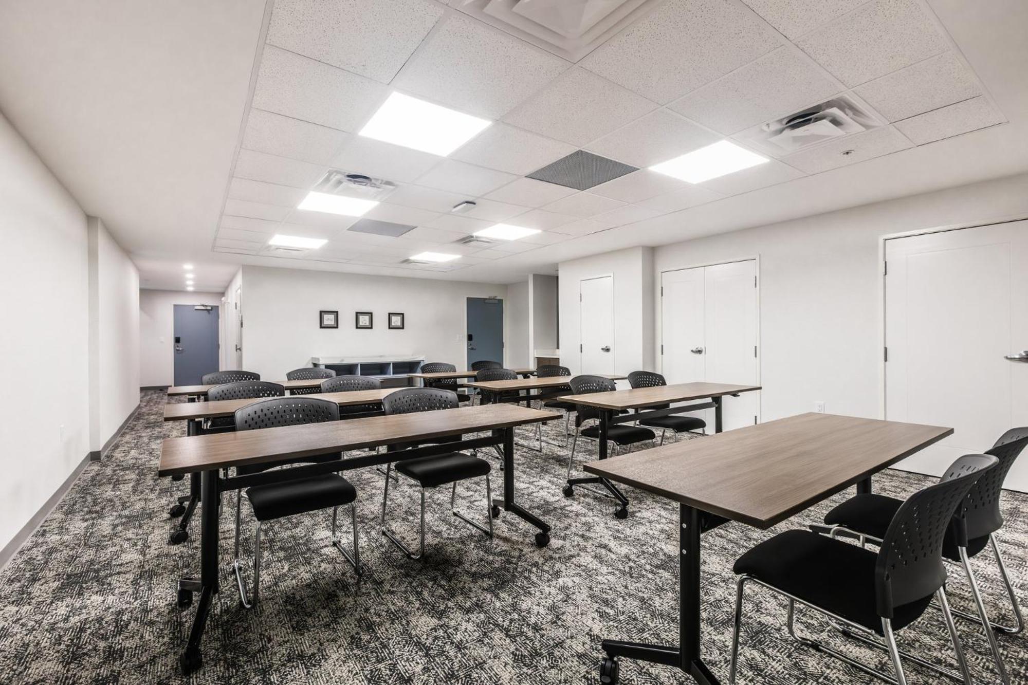 Staybridge Suites - Dawson Creek By Ihg 외부 사진