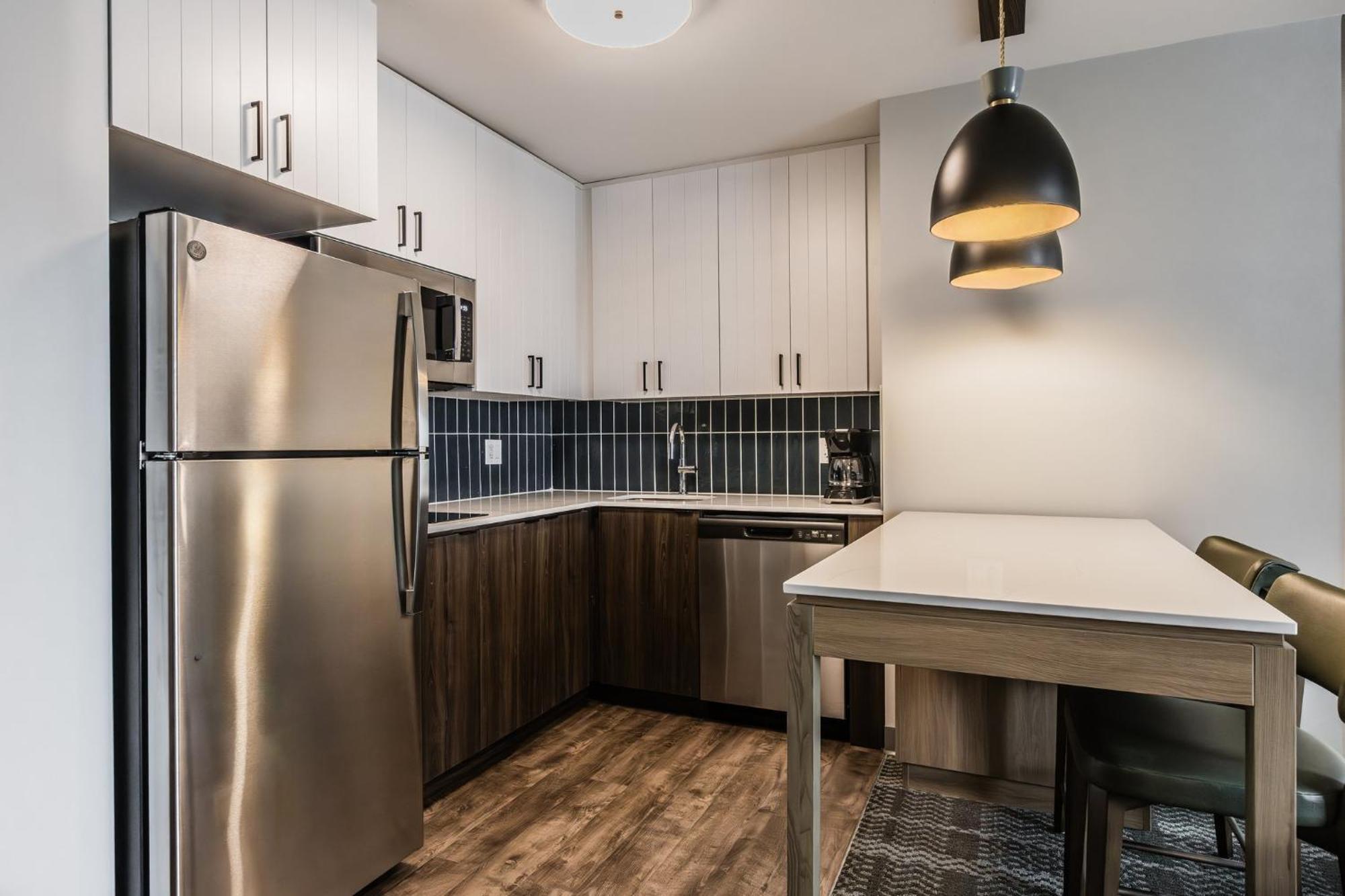 Staybridge Suites - Dawson Creek By Ihg 외부 사진
