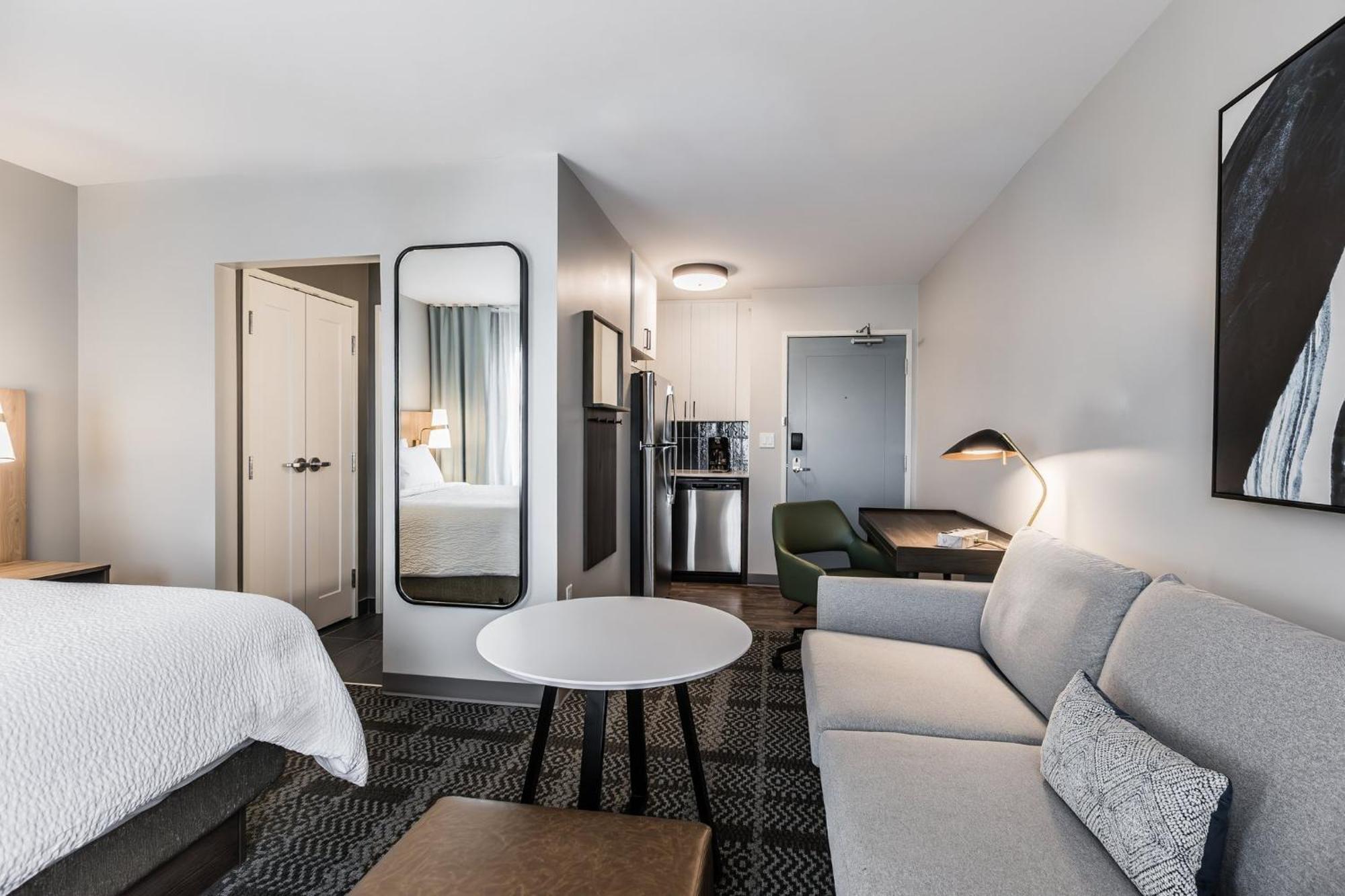 Staybridge Suites - Dawson Creek By Ihg 외부 사진